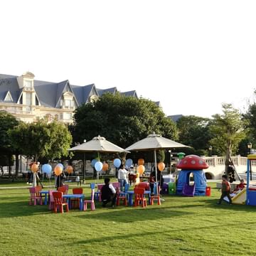 Al Aziziyah Boutique Hotel