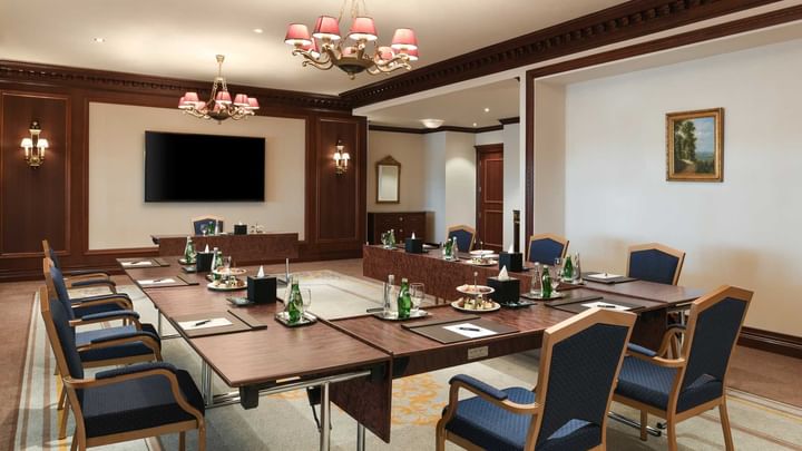 Al Aziziyah Boutique Hotel