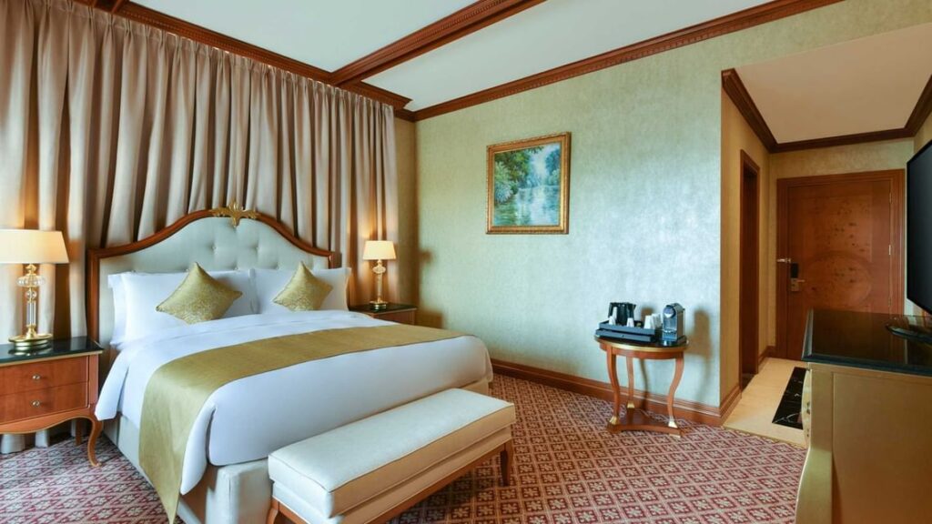 Al Aziziyah Boutique Hotel