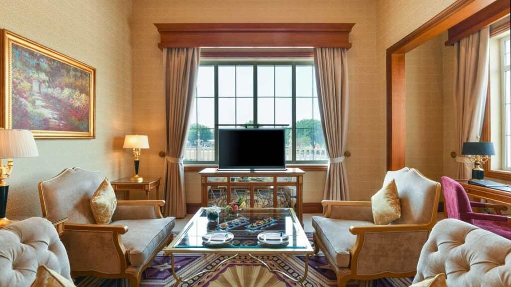 Al Aziziyah Boutique Hotel