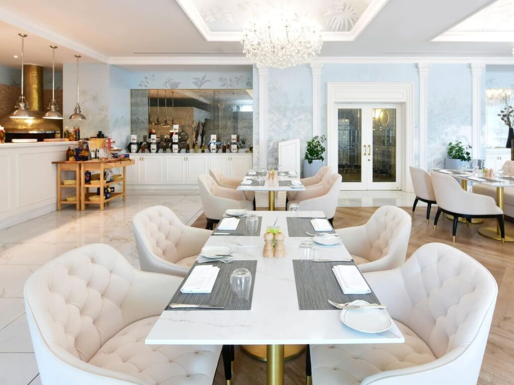 Al Aziziyah Boutique Hotel